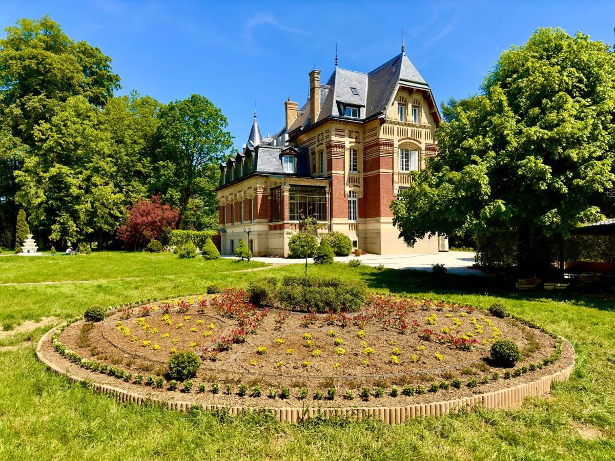 Chateau De Moliens Εξωτερικό φωτογραφία